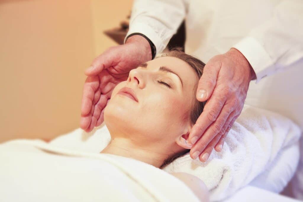 9 possible Side Effects of Reiki